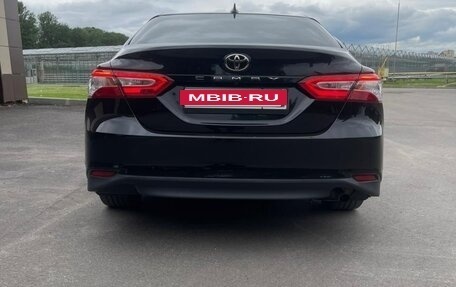 Toyota Camry, 2019 год, 2 550 000 рублей, 2 фотография