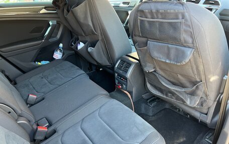 Volkswagen Tiguan II, 2018 год, 2 850 000 рублей, 9 фотография