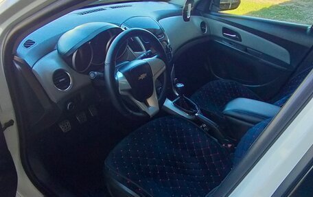 Chevrolet Cruze II, 2013 год, 820 000 рублей, 5 фотография