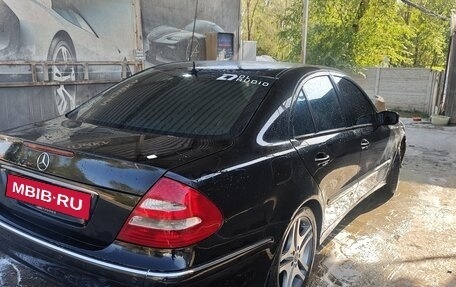 Mercedes-Benz E-Класс, 2004 год, 795 000 рублей, 3 фотография