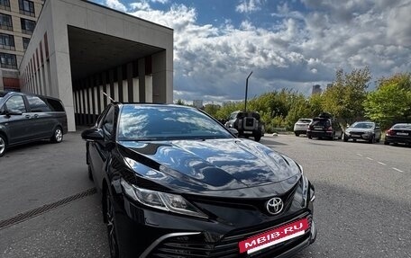 Toyota Camry, 2021 год, 3 800 000 рублей, 13 фотография