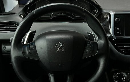 Peugeot 208 II, 2014 год, 599 888 рублей, 10 фотография