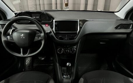 Peugeot 208 II, 2014 год, 599 888 рублей, 8 фотография