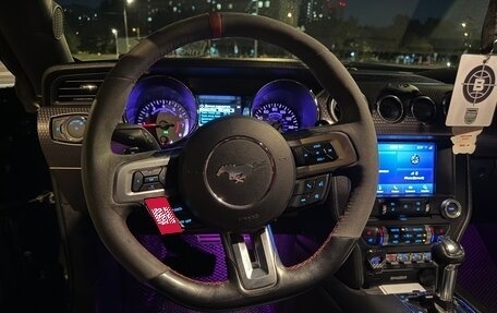 Ford Mustang VI рестайлинг, 2016 год, 3 600 000 рублей, 11 фотография