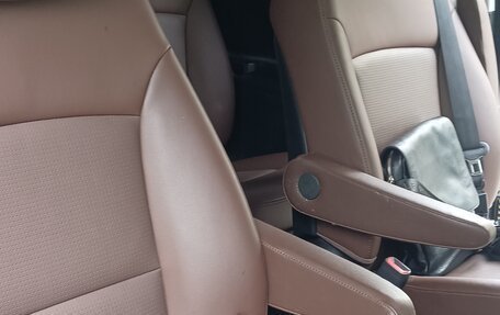 Hyundai Grand Starex Grand Starex I рестайлинг 2, 2018 год, 4 130 000 рублей, 16 фотография