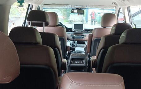 Hyundai Grand Starex Grand Starex I рестайлинг 2, 2018 год, 4 130 000 рублей, 19 фотография