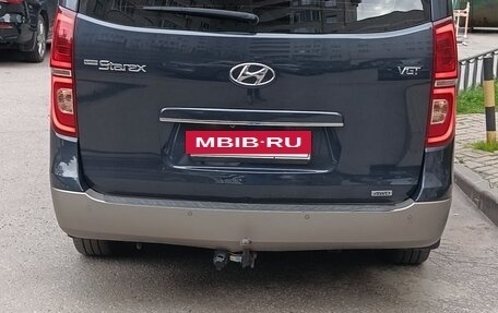 Hyundai Grand Starex Grand Starex I рестайлинг 2, 2018 год, 4 130 000 рублей, 5 фотография