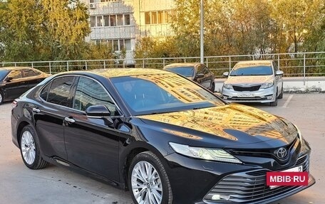 Toyota Camry, 2018 год, 2 200 000 рублей, 3 фотография