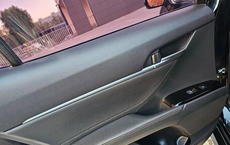 Toyota Camry, 2018 год, 2 200 000 рублей, 19 фотография