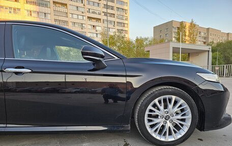 Toyota Camry, 2018 год, 2 200 000 рублей, 14 фотография