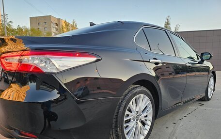 Toyota Camry, 2018 год, 2 200 000 рублей, 12 фотография