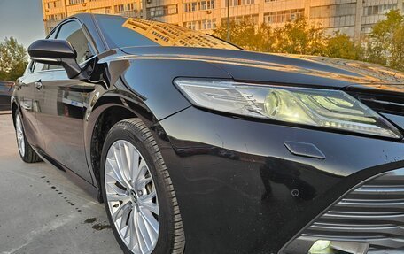 Toyota Camry, 2018 год, 2 200 000 рублей, 15 фотография