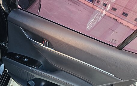 Toyota Camry, 2018 год, 2 200 000 рублей, 21 фотография