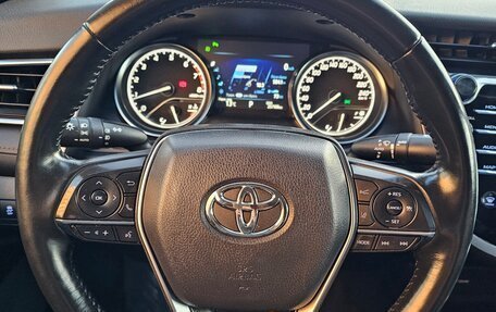 Toyota Camry, 2018 год, 2 200 000 рублей, 32 фотография