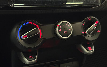 KIA Rio IV, 2017 год, 1 087 000 рублей, 17 фотография