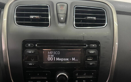 Renault Logan II, 2016 год, 771 000 рублей, 12 фотография