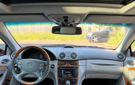 Mercedes-Benz CLK-Класс, 2003 год, 950 000 рублей, 7 фотография