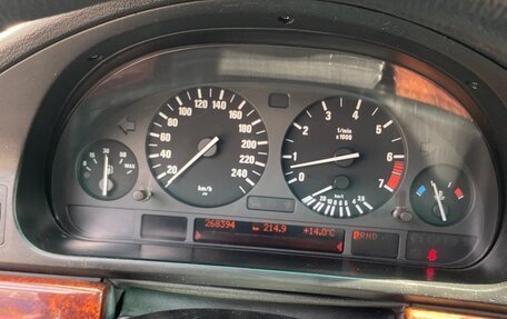 BMW 5 серия, 2002 год, 825 000 рублей, 20 фотография