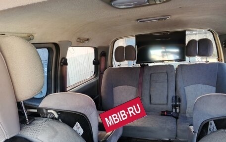 Hyundai H-1 II рестайлинг, 2006 год, 1 500 000 рублей, 23 фотография
