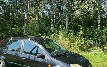 Ford Fiesta, 2005 год, 285 000 рублей, 2 фотография