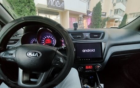 KIA Rio III рестайлинг, 2013 год, 700 000 рублей, 5 фотография