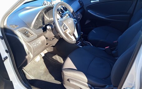 Hyundai Solaris II рестайлинг, 2015 год, 950 000 рублей, 6 фотография