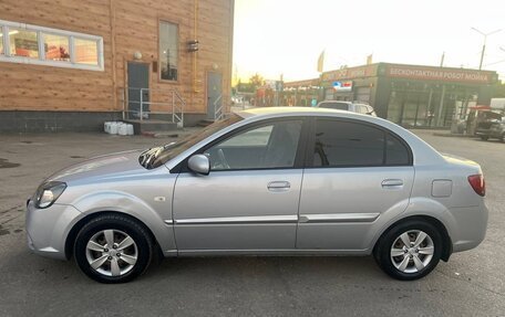 KIA Rio II, 2010 год, 650 000 рублей, 2 фотография