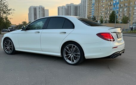 Mercedes-Benz E-Класс AMG, 2018 год, 5 999 990 рублей, 5 фотография