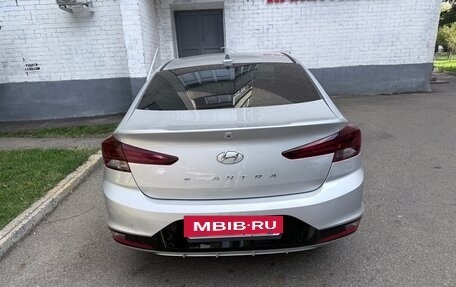 Hyundai Elantra VI рестайлинг, 2018 год, 1 400 000 рублей, 4 фотография