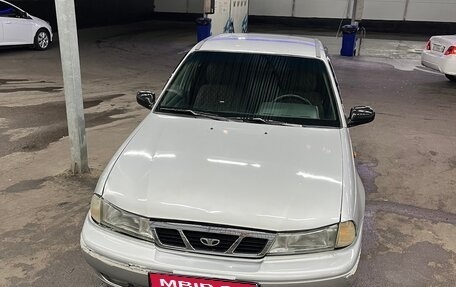 Daewoo Nexia I рестайлинг, 2001 год, 180 000 рублей, 1 фотография