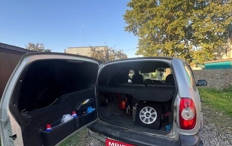 Chevrolet Niva I рестайлинг, 2003 год, 350 000 рублей, 8 фотография