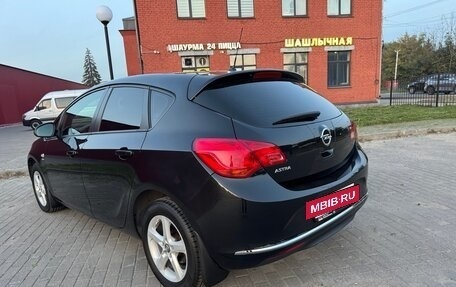 Opel Astra J, 2013 год, 1 050 000 рублей, 5 фотография