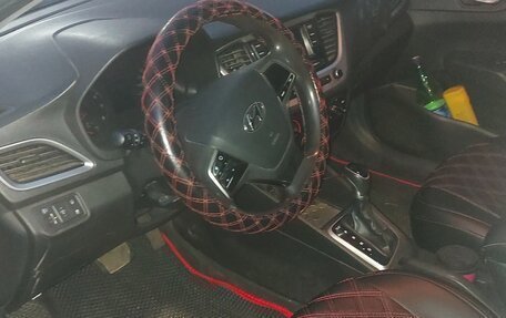 Hyundai Solaris II рестайлинг, 2018 год, 660 000 рублей, 7 фотография