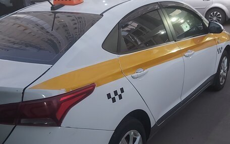 Hyundai Solaris II рестайлинг, 2018 год, 660 000 рублей, 14 фотография