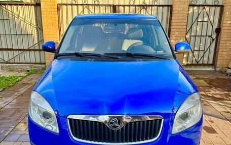 Skoda Fabia II, 2009 год, 690 000 рублей, 2 фотография