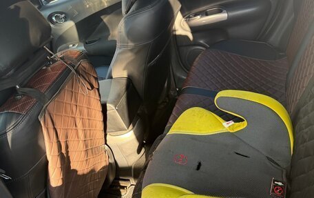Nissan Juke II, 2012 год, 890 000 рублей, 8 фотография