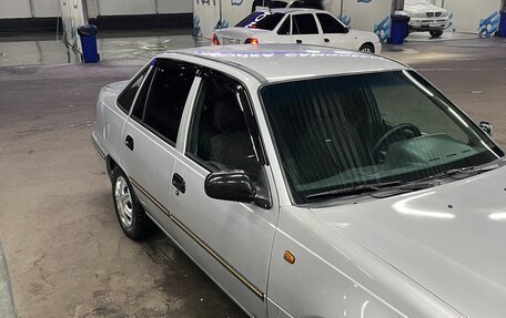 Daewoo Nexia I рестайлинг, 2001 год, 180 000 рублей, 2 фотография