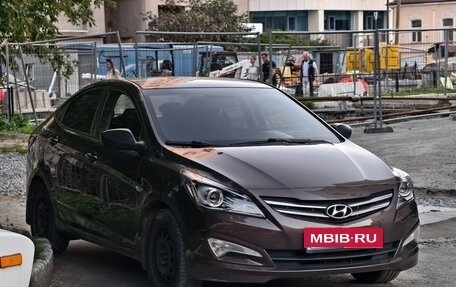 Hyundai Solaris II рестайлинг, 2015 год, 890 000 рублей, 4 фотография
