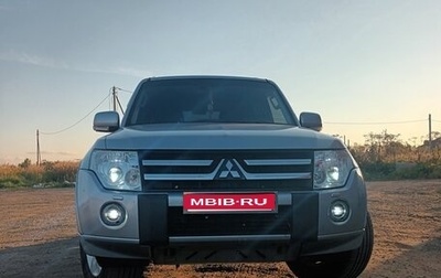 Mitsubishi Pajero IV, 2011 год, 1 890 000 рублей, 1 фотография