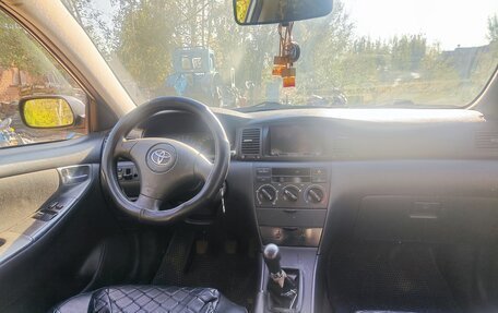 Toyota Corolla, 2003 год, 315 000 рублей, 6 фотография