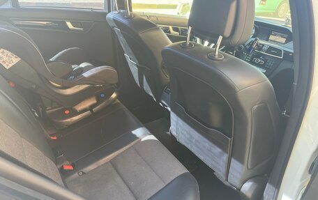 Mercedes-Benz C-Класс, 2013 год, 1 300 000 рублей, 9 фотография