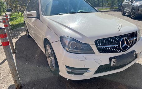Mercedes-Benz C-Класс, 2013 год, 1 300 000 рублей, 5 фотография