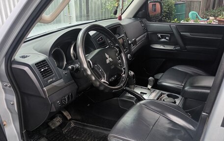 Mitsubishi Pajero IV, 2011 год, 1 890 000 рублей, 13 фотография