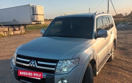 Mitsubishi Pajero IV, 2011 год, 1 890 000 рублей, 11 фотография