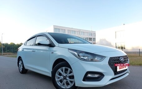 Hyundai Solaris II рестайлинг, 2017 год, 1 150 000 рублей, 24 фотография