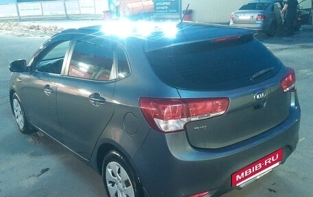 KIA Rio III рестайлинг, 2016 год, 960 000 рублей, 3 фотография