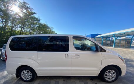 Hyundai H-1 II рестайлинг, 2018 год, 2 300 000 рублей, 7 фотография