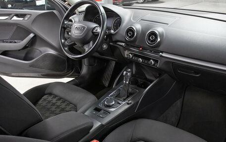 Audi A3, 2014 год, 1 698 000 рублей, 11 фотография