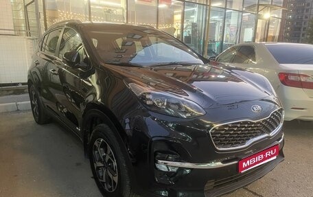 KIA Sportage IV рестайлинг, 2019 год, 2 350 000 рублей, 1 фотография
