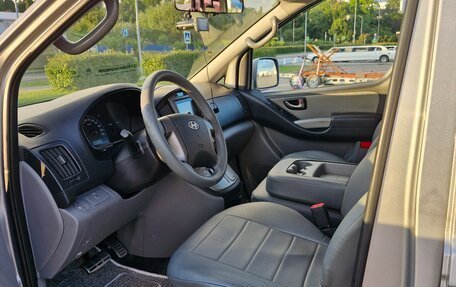 Hyundai Grand Starex Grand Starex I рестайлинг 2, 2011 год, 1 500 000 рублей, 4 фотография